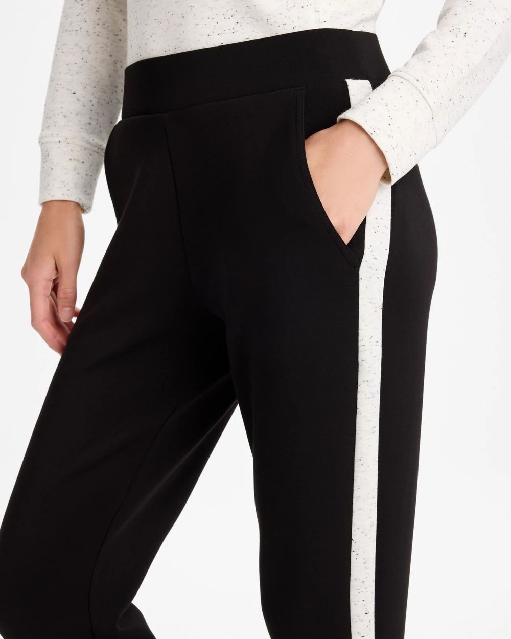 Zenergy® Soft Textured Tapered Ankle Pants click to view larger image.
