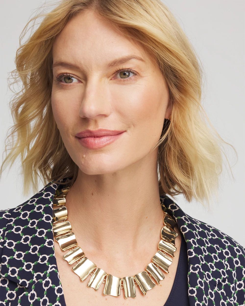 Gold Wave Collar Necklace