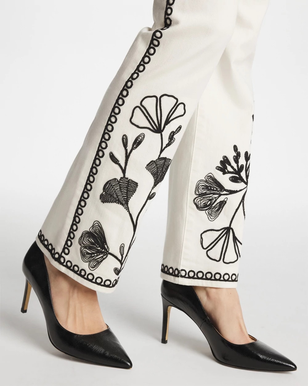 Ginkgo Girlfriend Cropped Flared Jeans