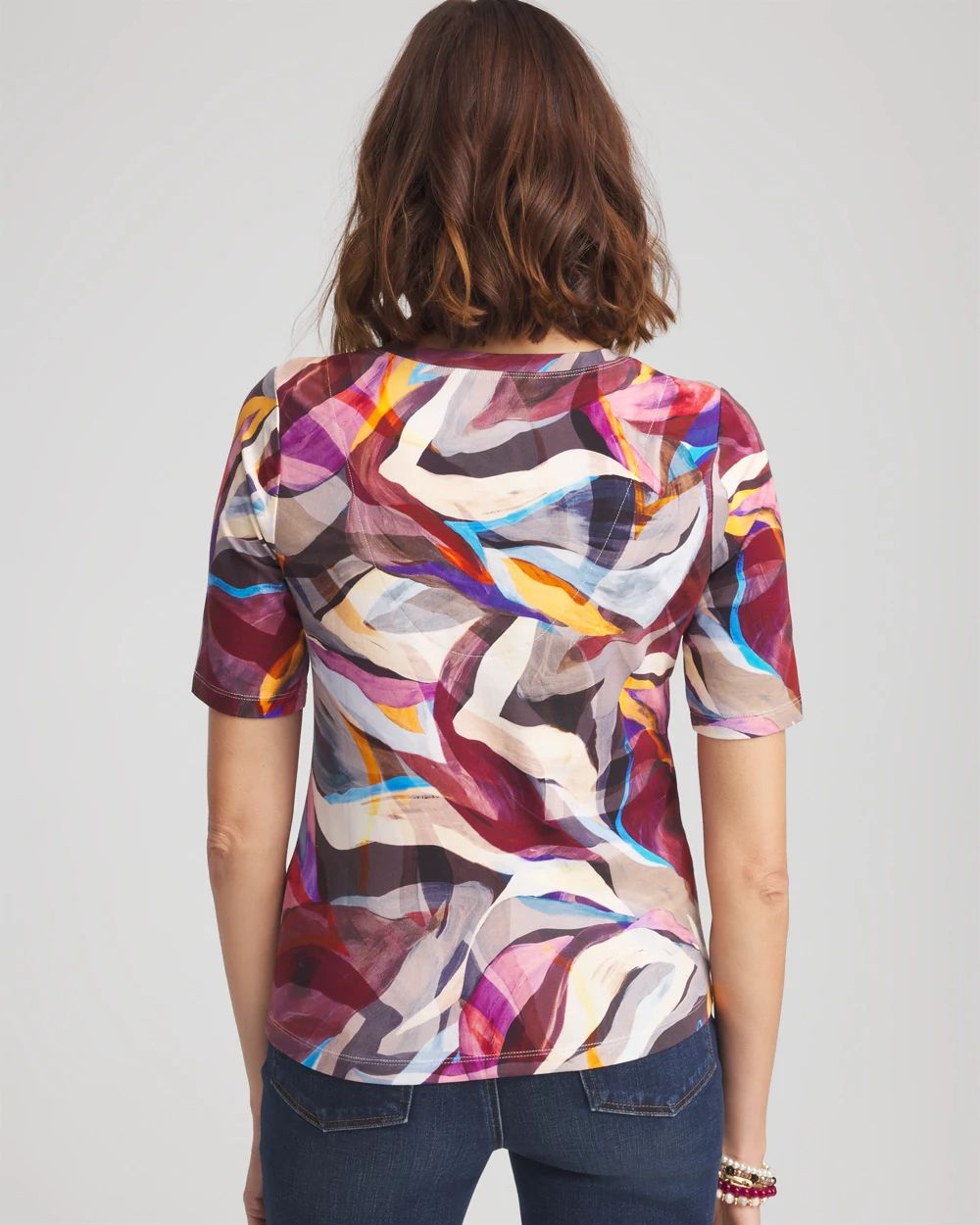 Abstract V-Neck Elbow Sleeve Tee