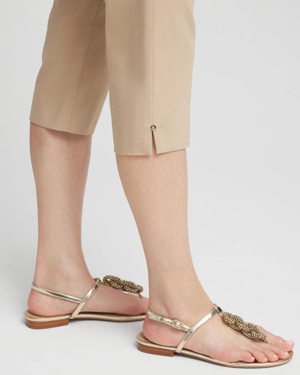 Brigitte™ Pull-On Rivet Slim Capris