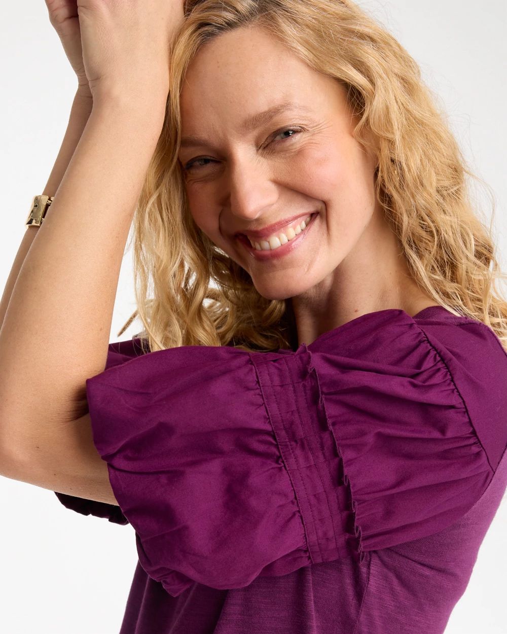 Cotton Slub Poplin Pleat Sleeve Tee click to view larger image.