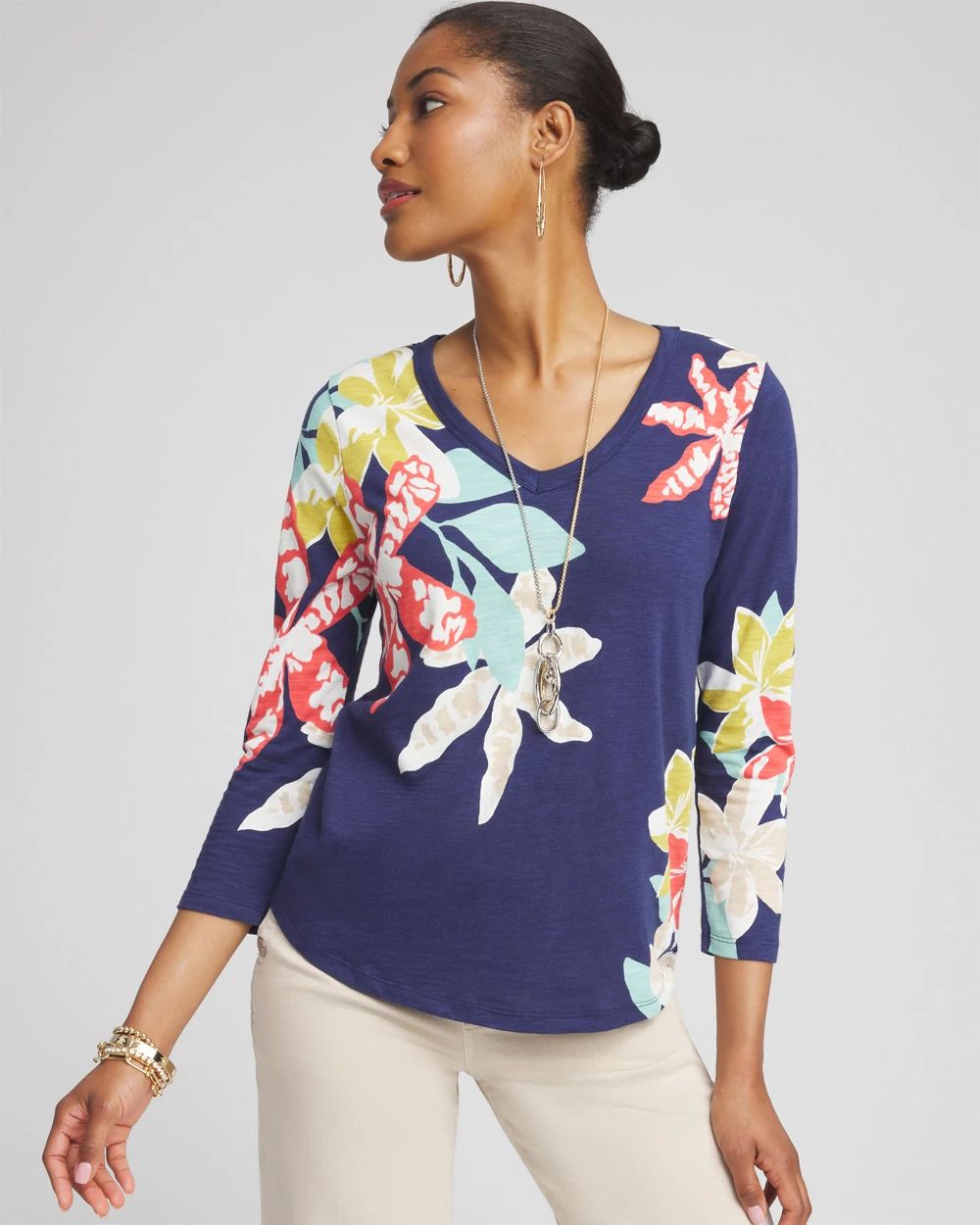 Floral V-neck 3/4 Sleeve Tee