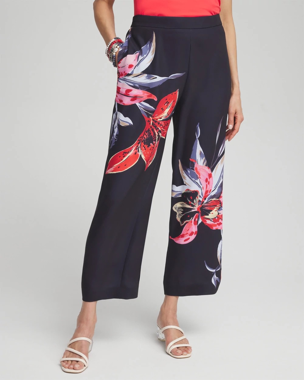 Floral Print Soft Cropped Pants