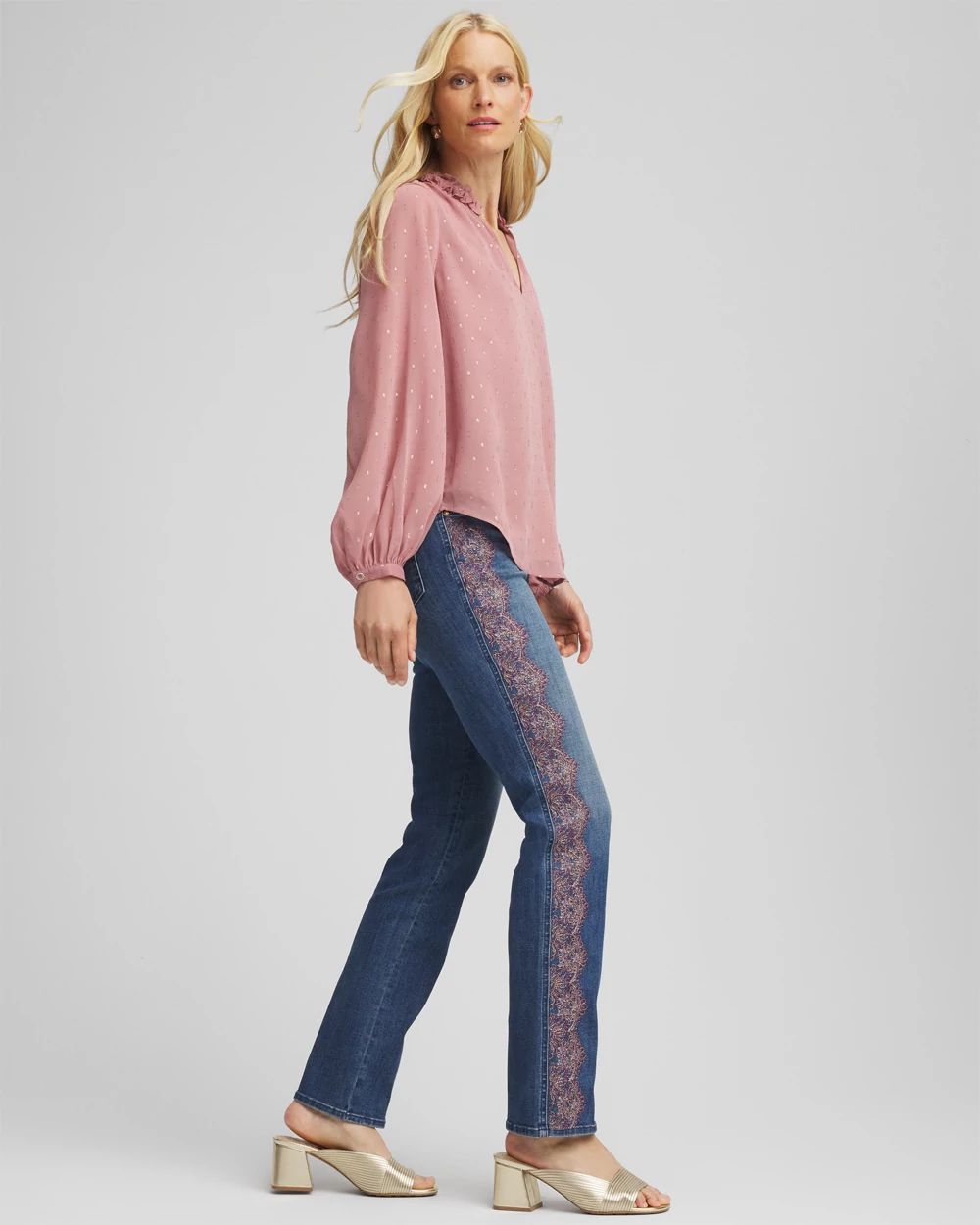 Lace Embroidered Pull-On Straight Jeans