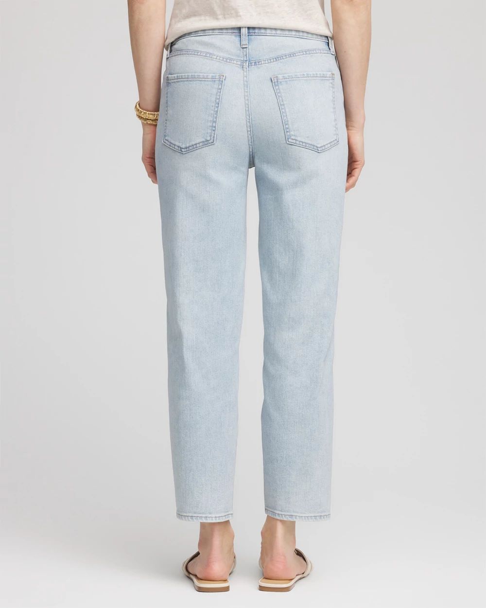 Relaxed Tapered Cropped Jeans