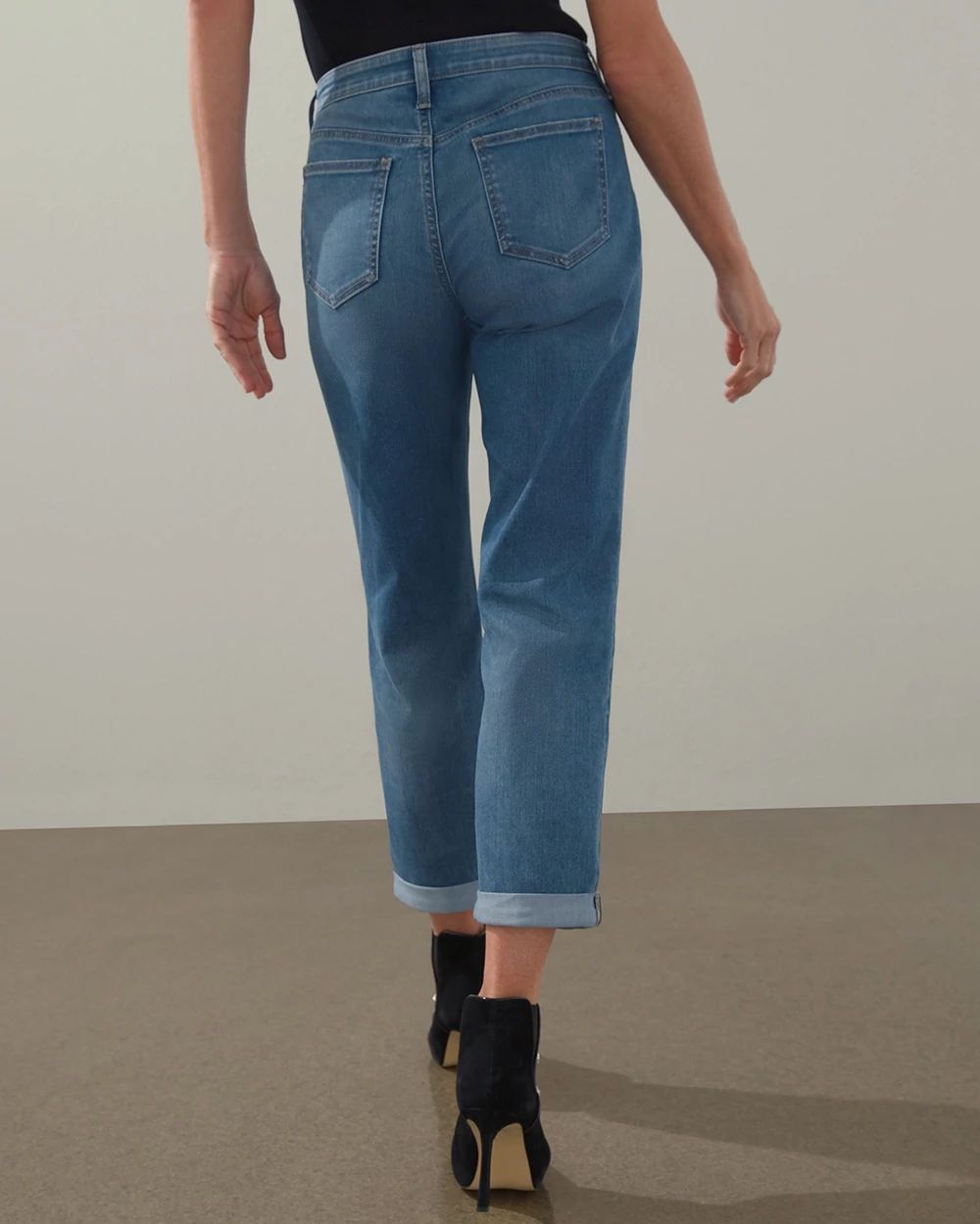 Girlfriend Super Soft Crops