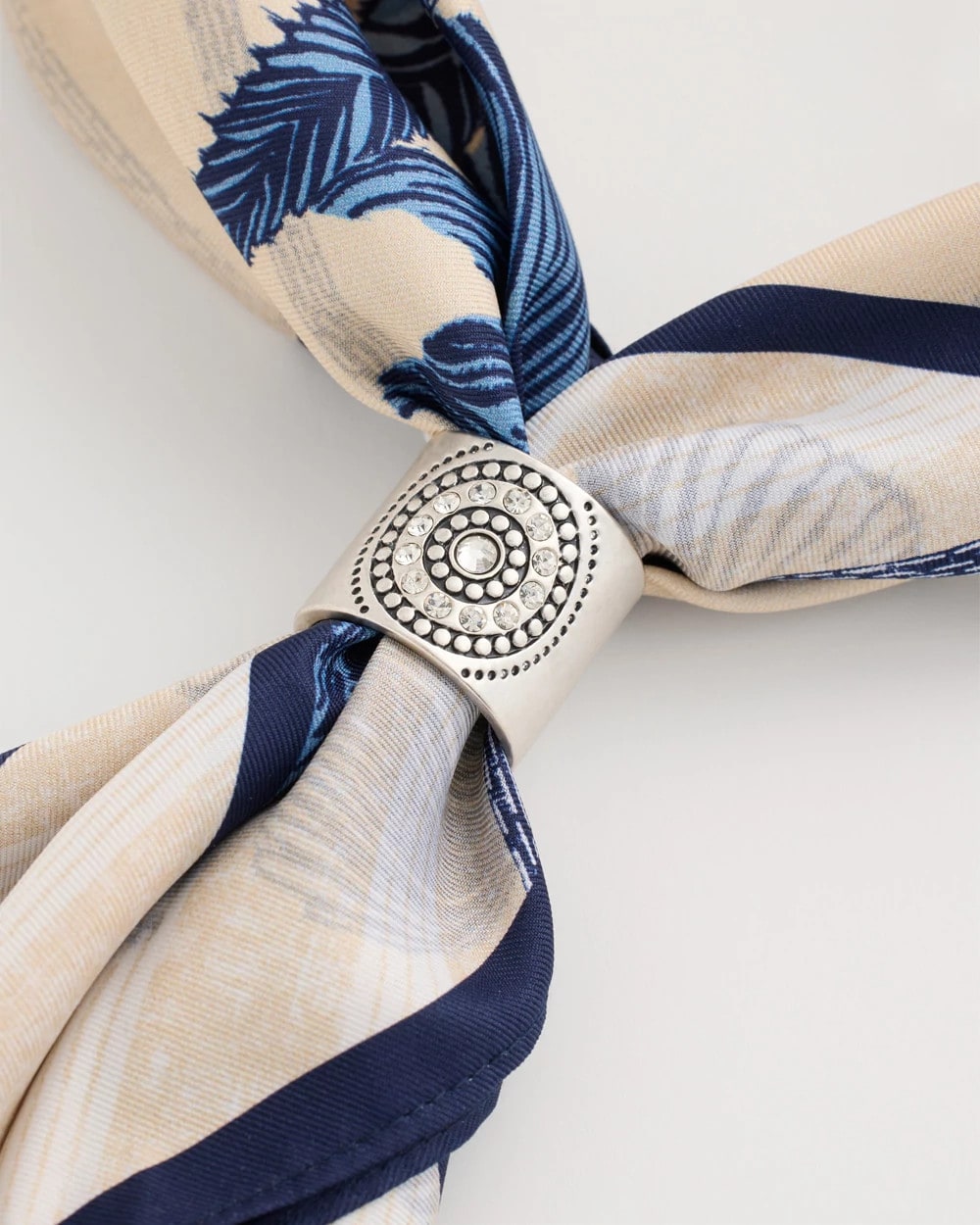 Medallion Motif Scarf Ring