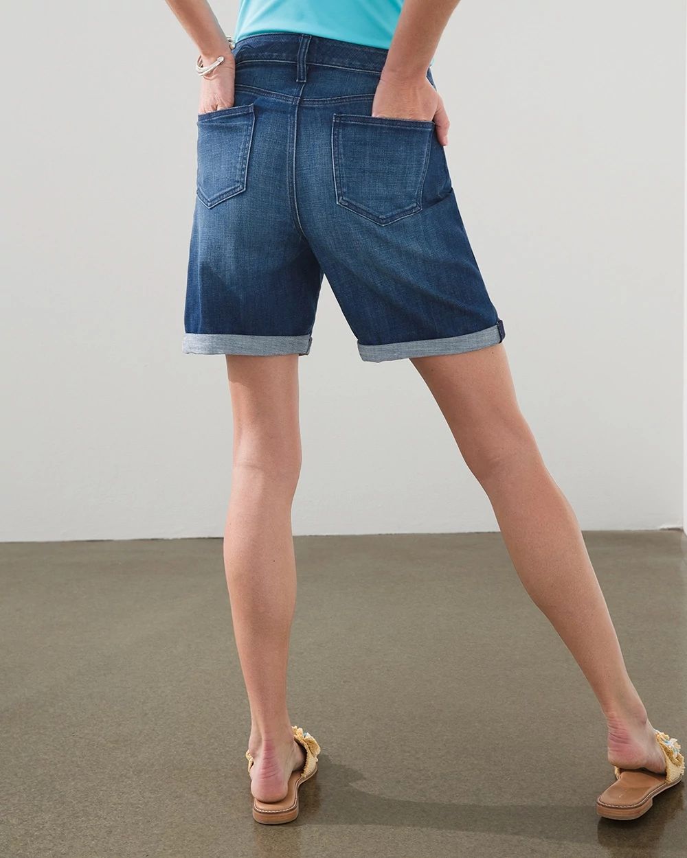 So Slimming 7" Girlfriend Shorts