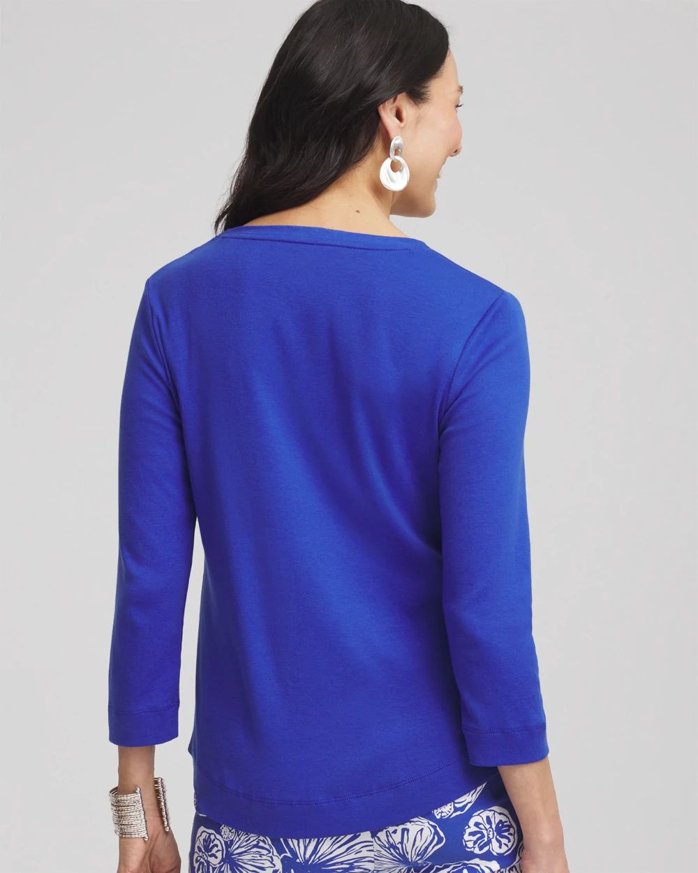 Everyday 3/4 Sleeve V-Neck Tee