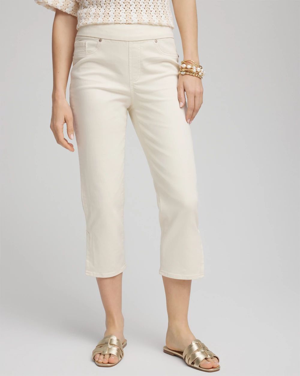 19 Pull-on Capri Pants