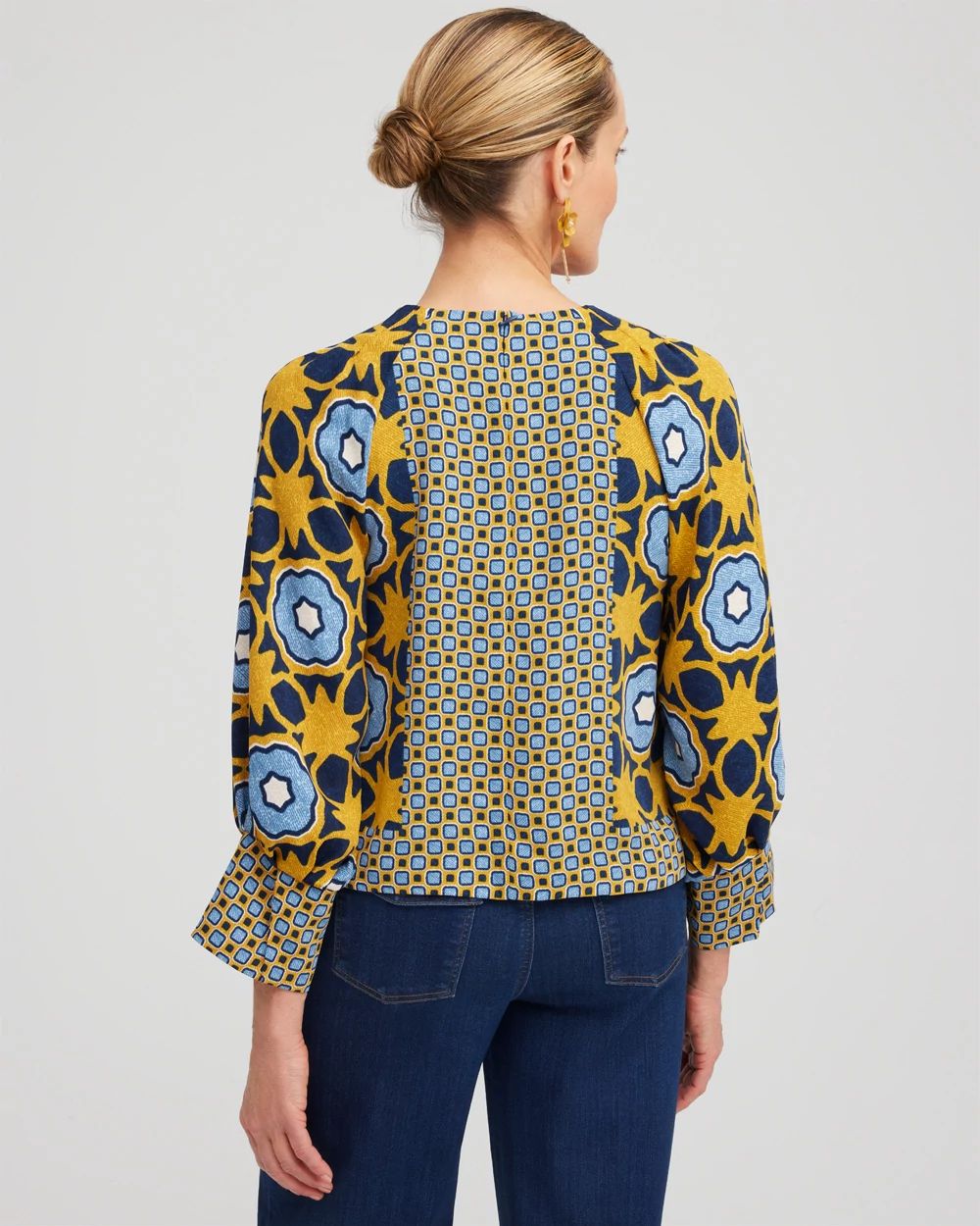 Geometric Print Pintuck Top