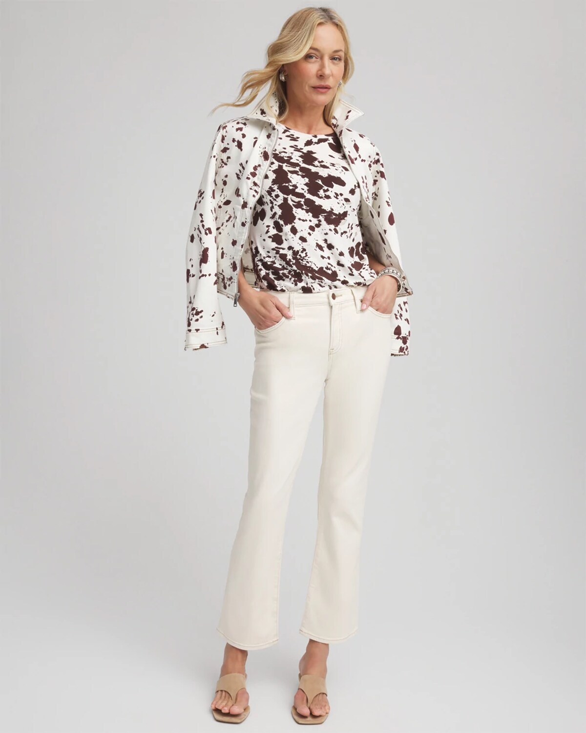 Chico's Cropped Girlfriend Kick-flare Jeans In White In Gray