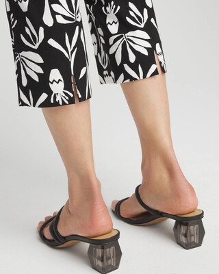 Wide Waistband Leaf Print Capris