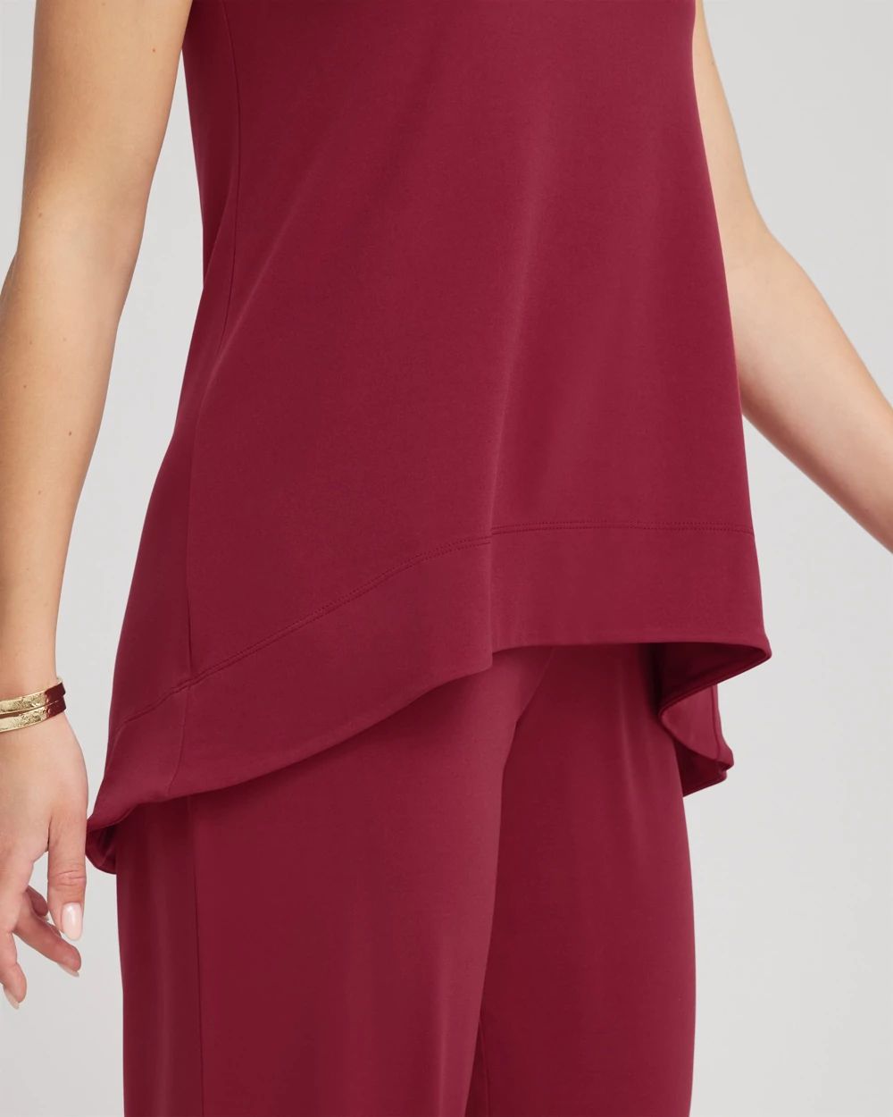 Travelers™ Knit High-Low Hem Top