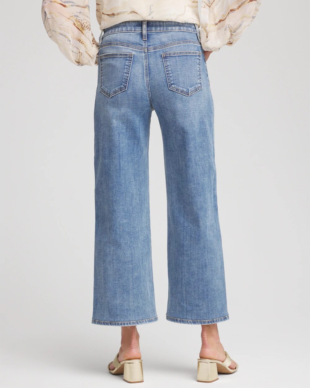 Girlfriend Cropped Wide-Leg Jean