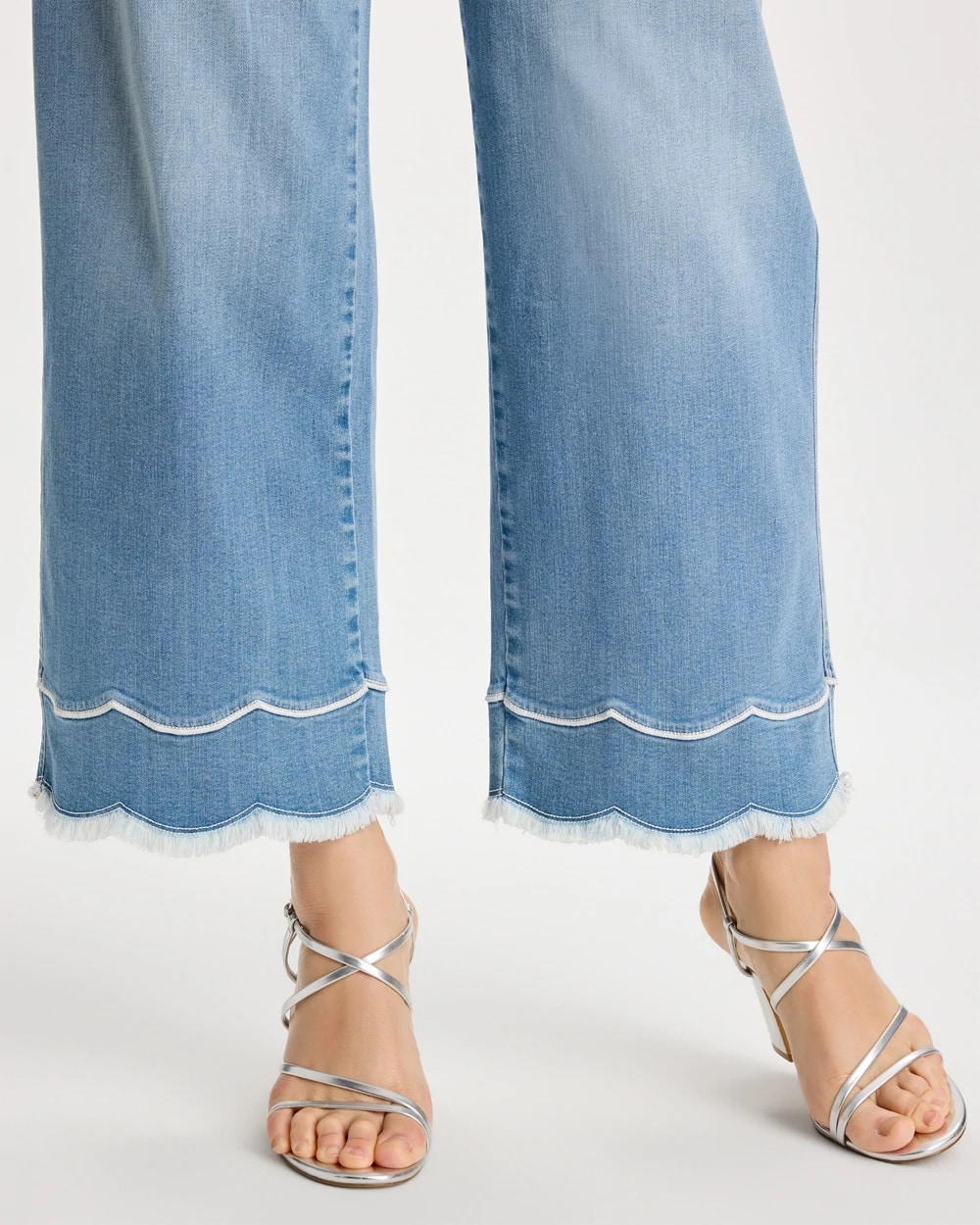 Scallop Pull-On Wide-Leg Crop Jeans