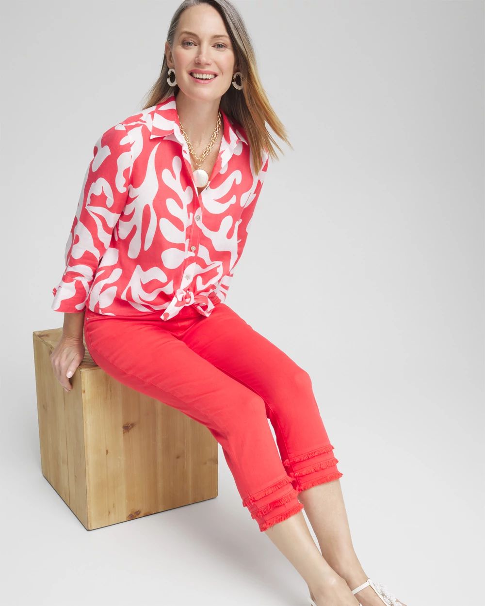 Fray Hem Pull-On Crops