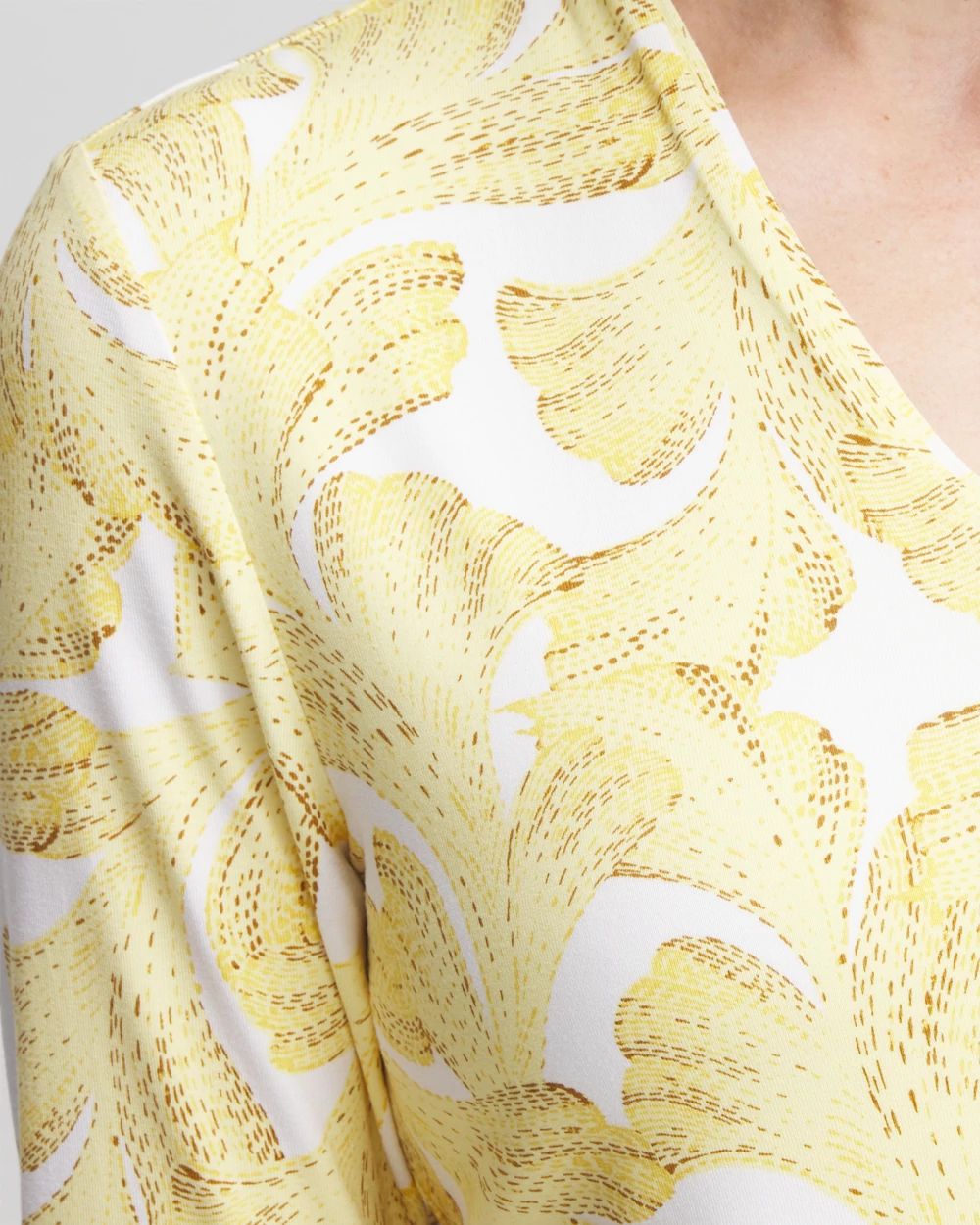 Touch of Cool™ Floral V-Neck Top