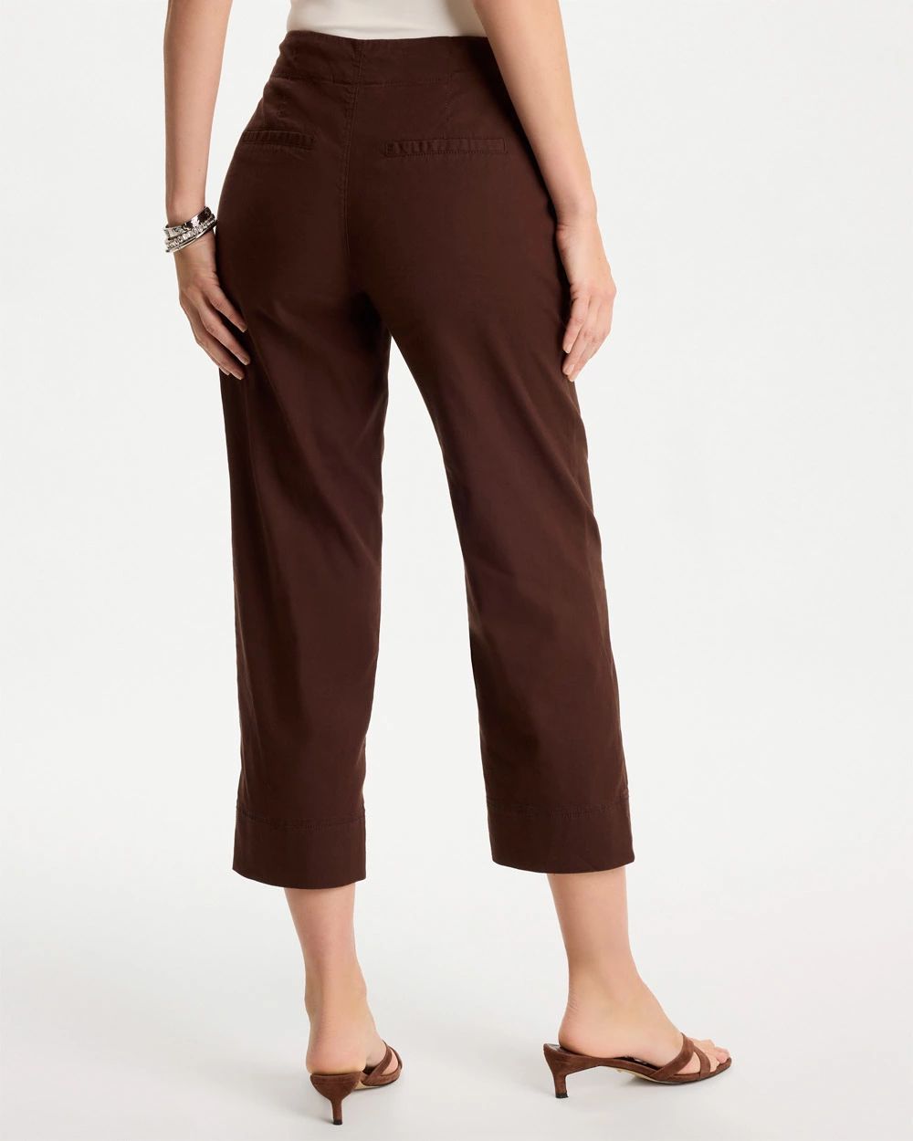 Relaxed Linen Crop Pant click to view larger image.