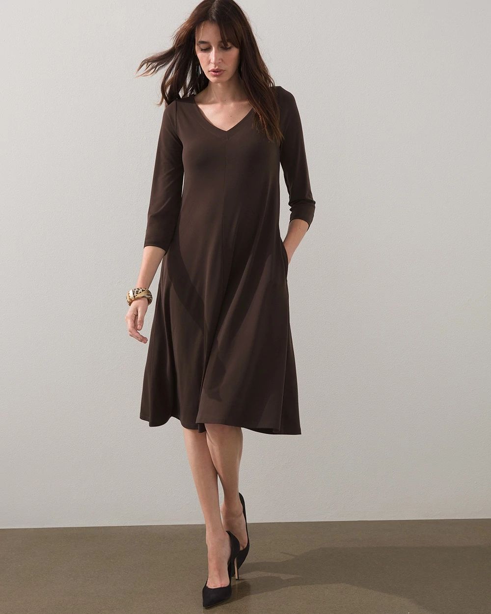 3/4 Sleeve V-neck Midi Dress
