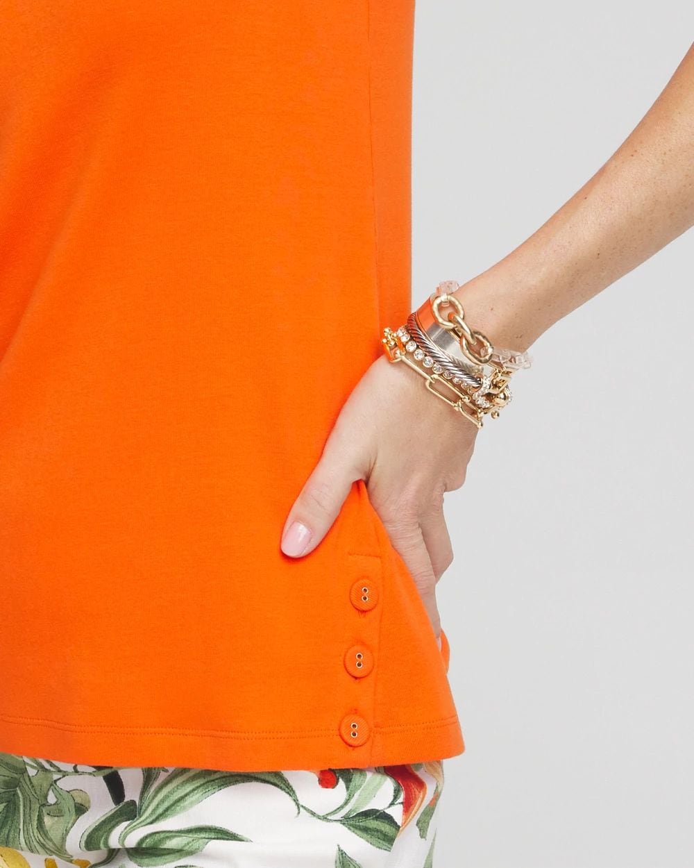 Button Detail Tank