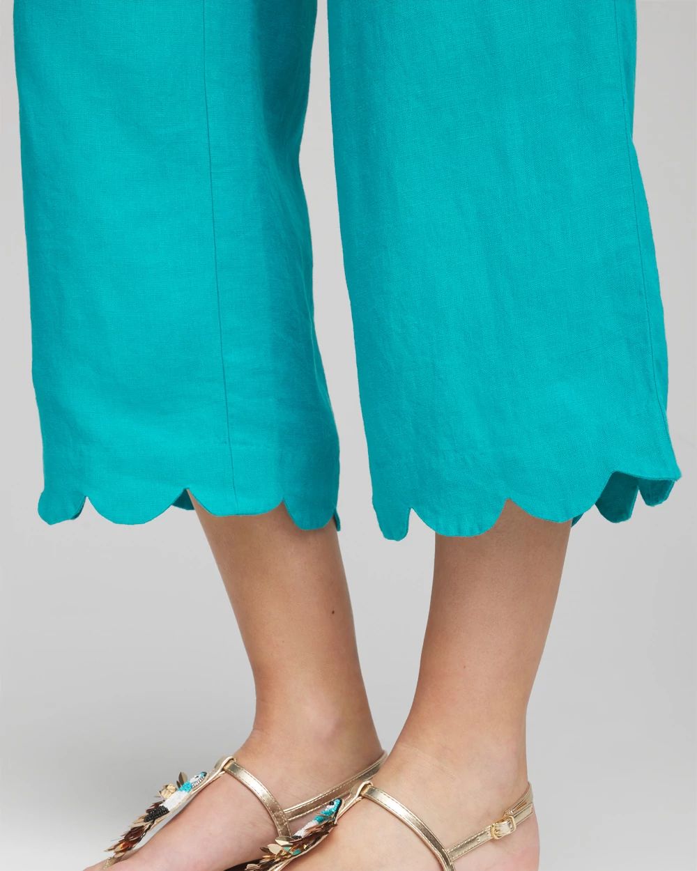 Linen Scallop Hem Crop Pants click to view larger image.