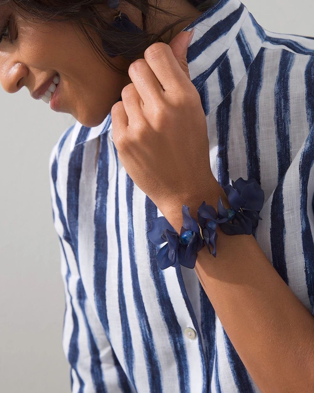 Blue Flower Petals Stretch Bracelet