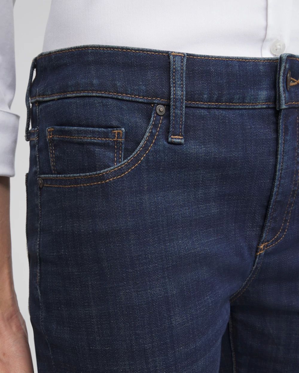 Girlfriend Cropped Jeans