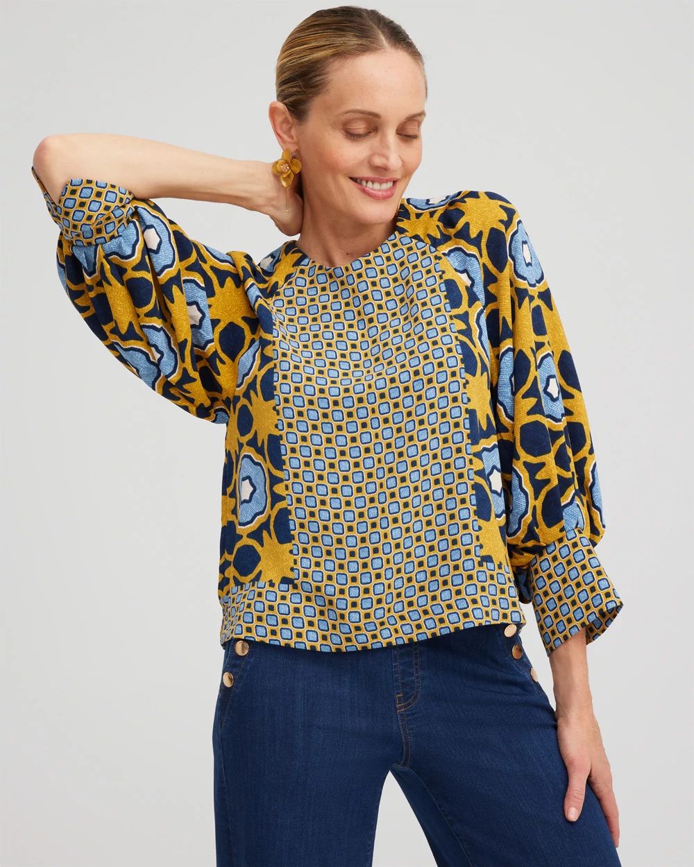 Geometric Print Pintuck Top