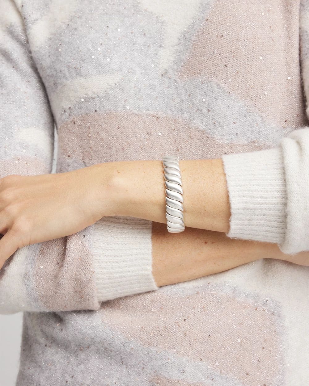 Matte Twist Stretch Bracelet