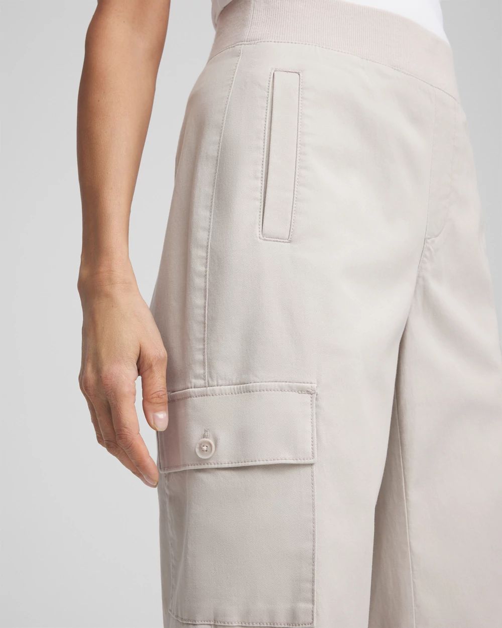 Cargo Straight Leg Cropped Pants click to view larger image.