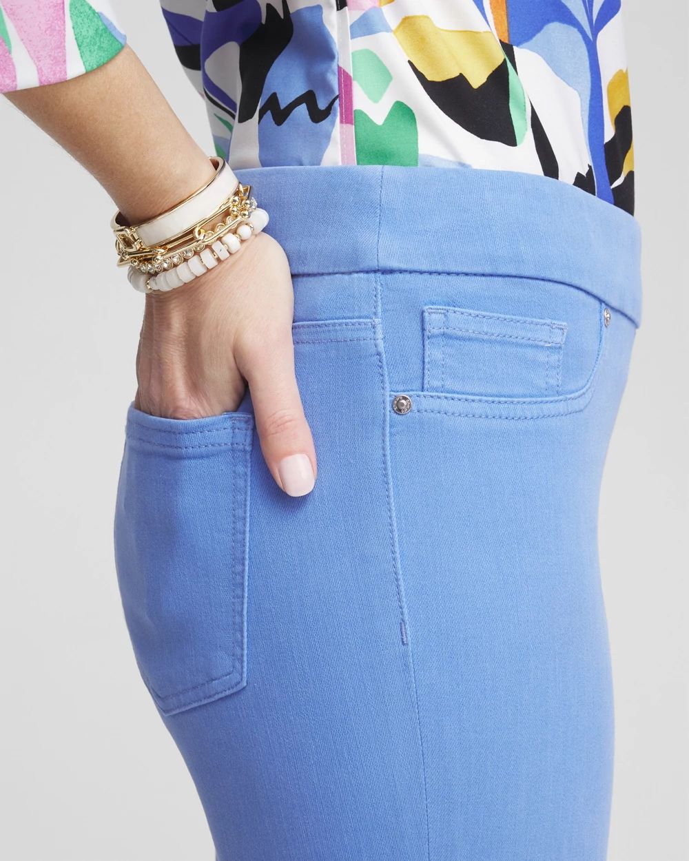 17" Pull-On Capri Jeans