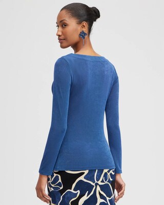 Travelers V-neck Layering Top