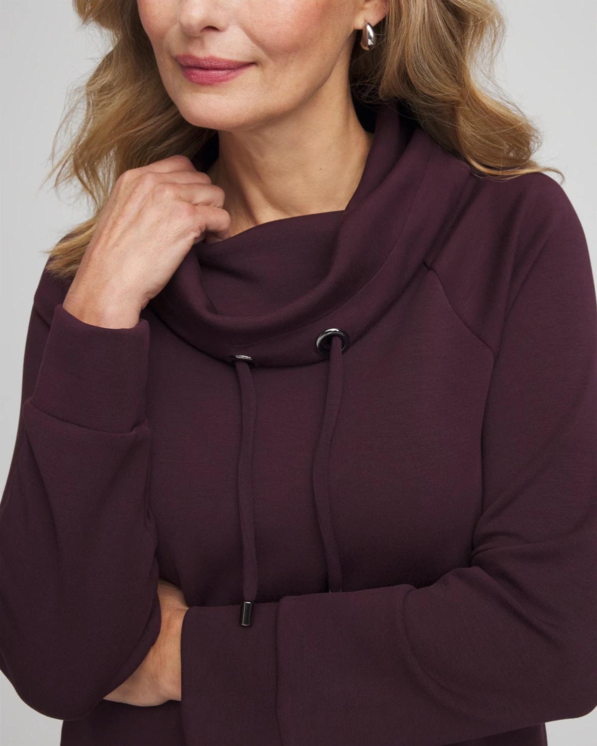 Chico's Scuba Bungee Cowlneck Tunic In Night Bloom In Burgundy