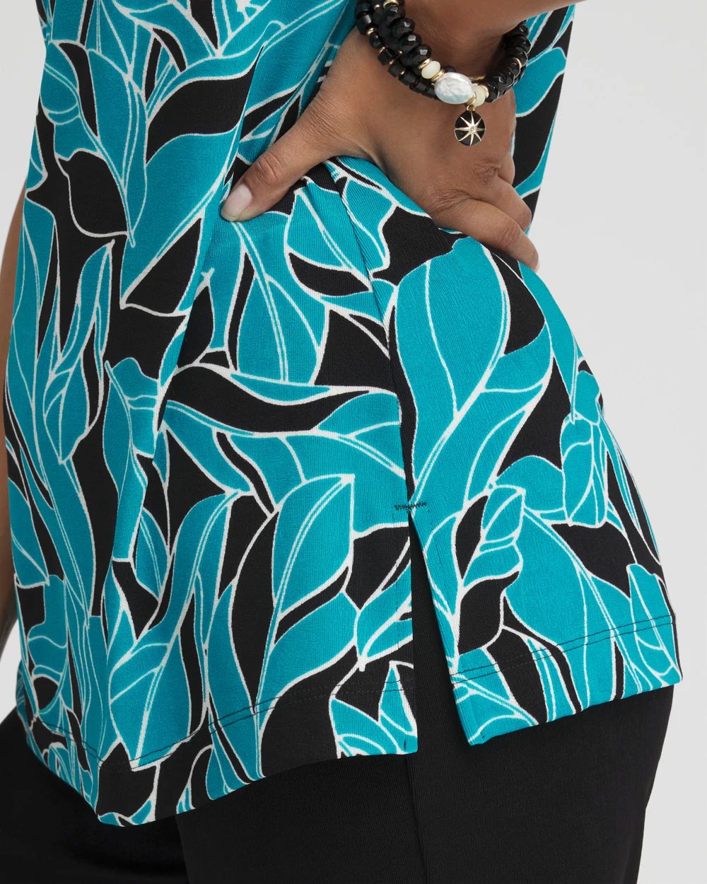 Travelers™ Leaves Cap Sleeve Kurta