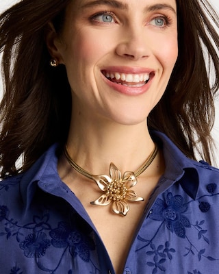 Gold Flower Pendant Necklace click to view larger image.