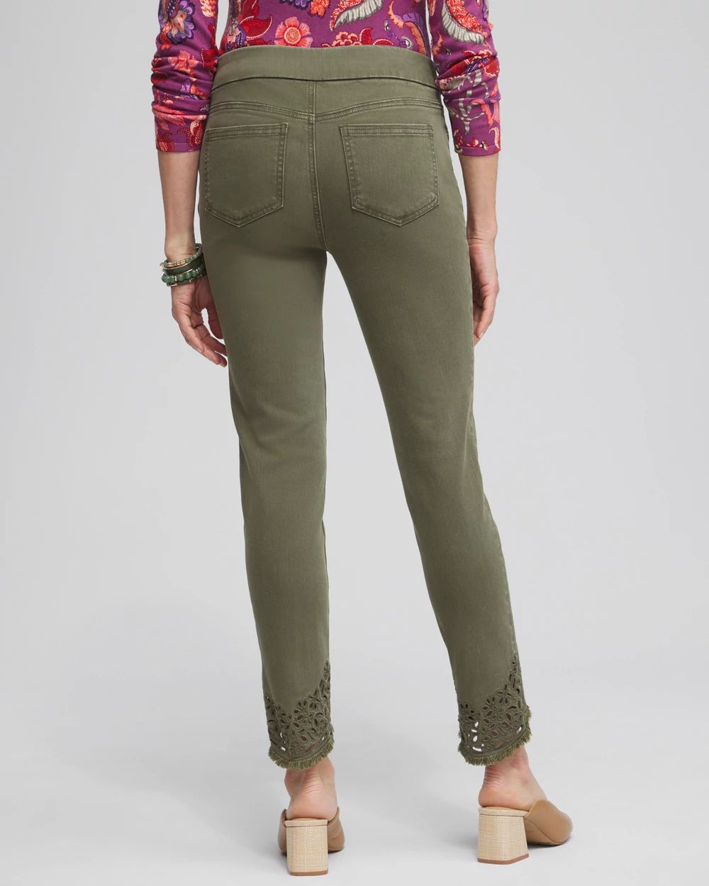 Eyelet Tulip Hem Pull-on Ankle Jeggings