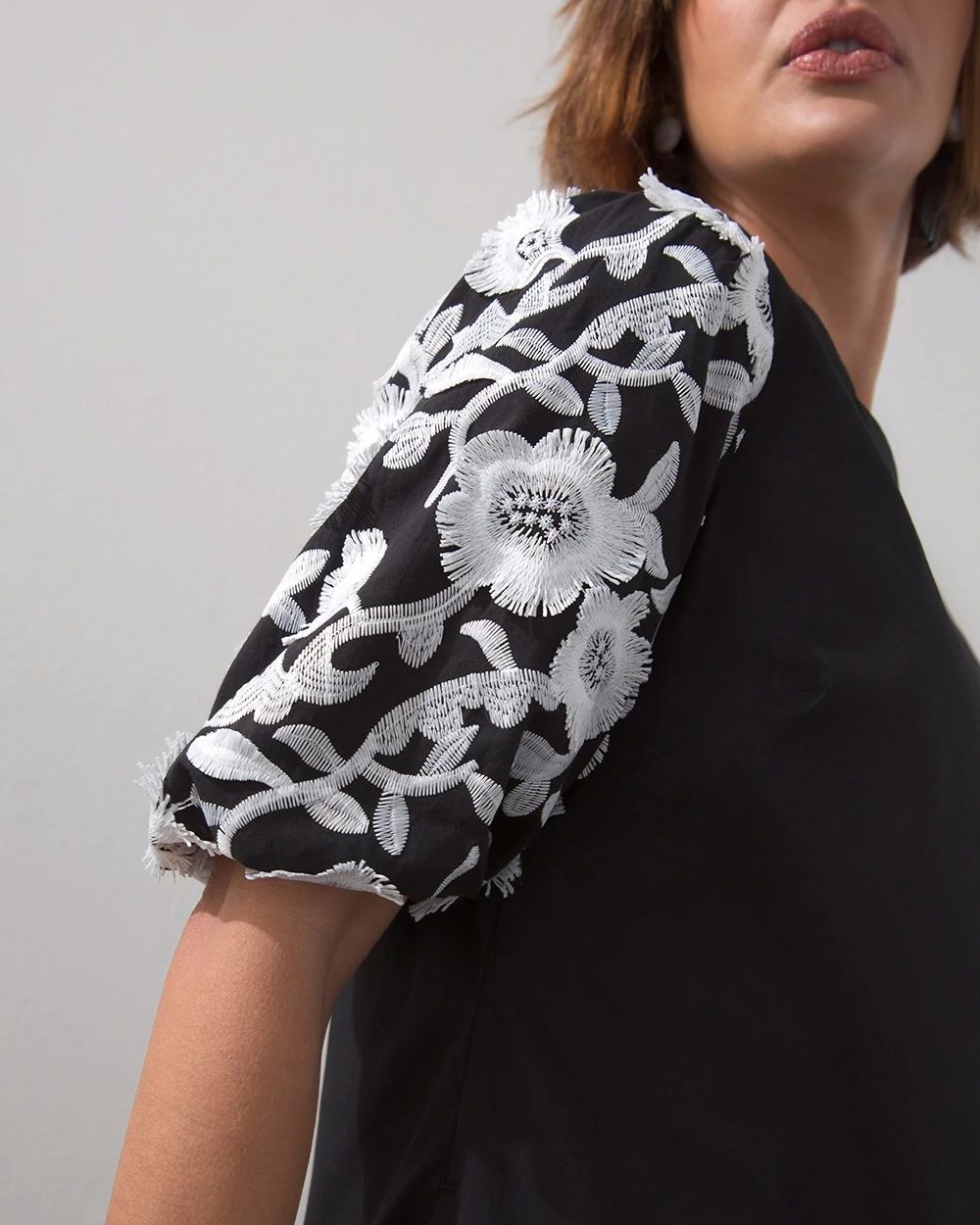 3D Embroidered Sleeve Midi Dress