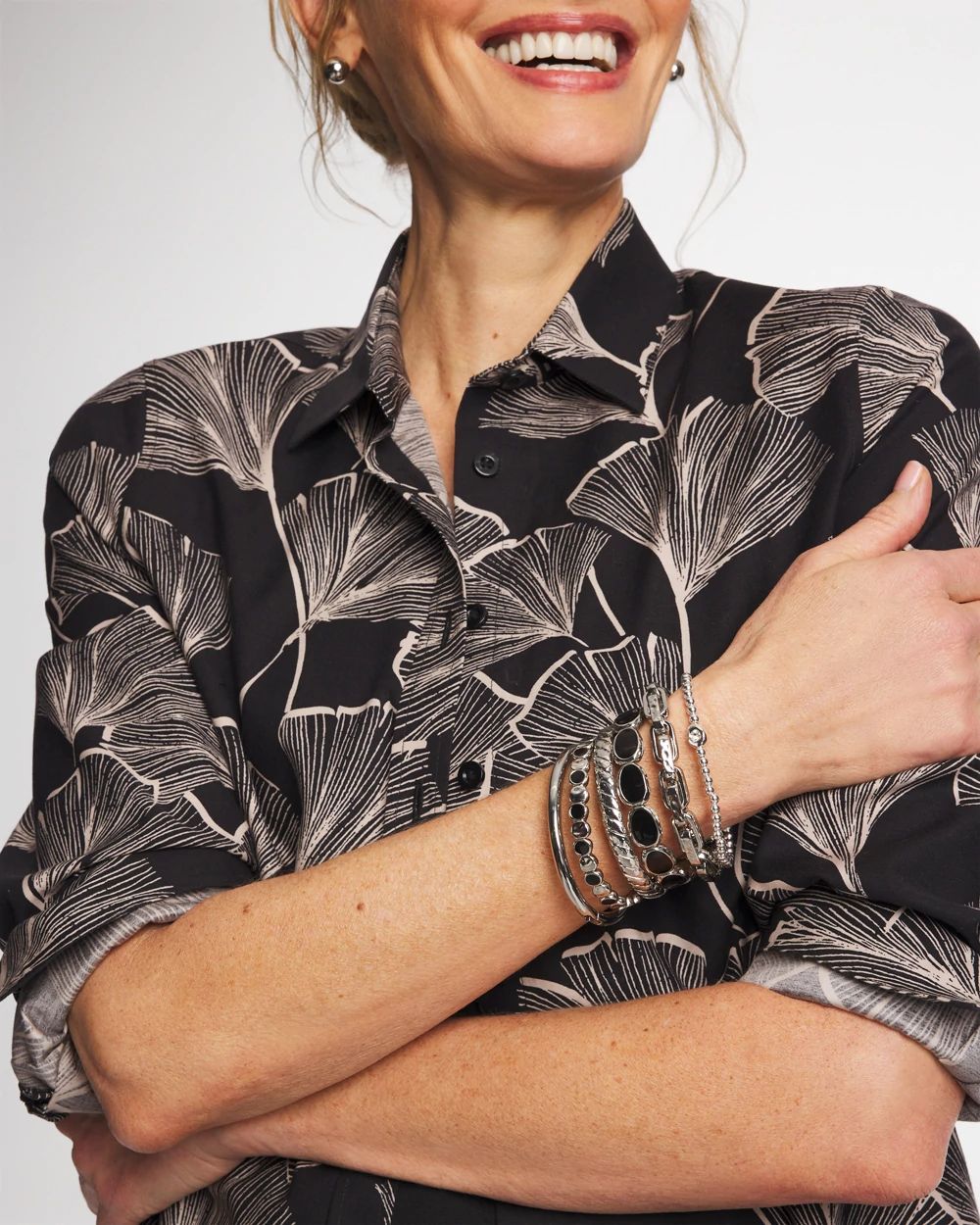 Black Mini Circle Stretch Bracelet click to view larger image.