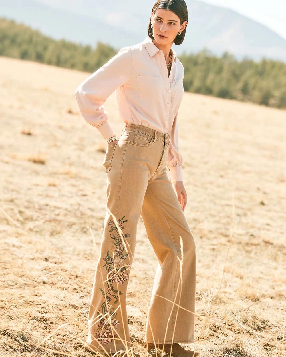 Embroidered High-Rise Wide-Leg Jeans
