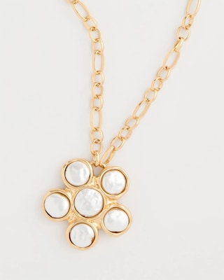 Siren Faux Pearl Pendant Necklace click to view larger image.