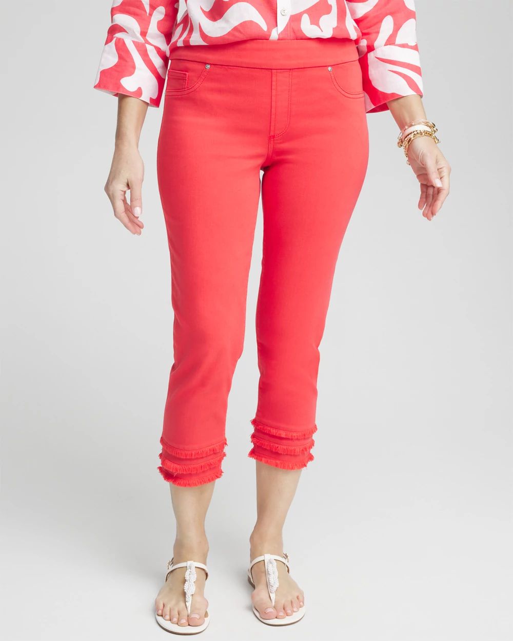 Fray Hem Pull-On Crops
