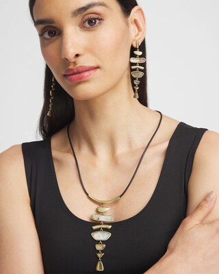 Adjustable Lip Shell Pendant Necklace
