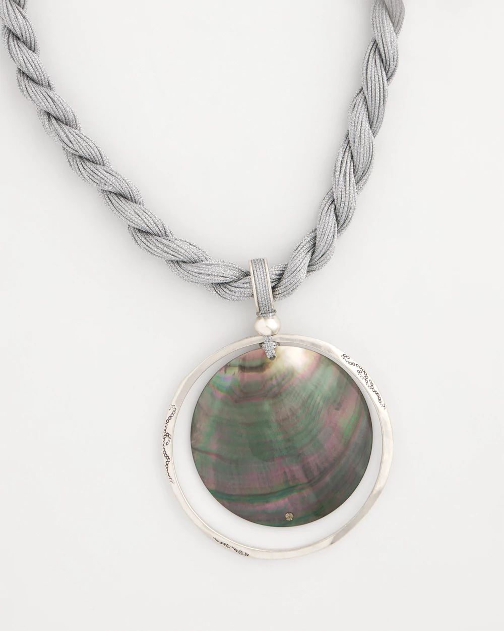 Black Lip Shell Pendant Necklace