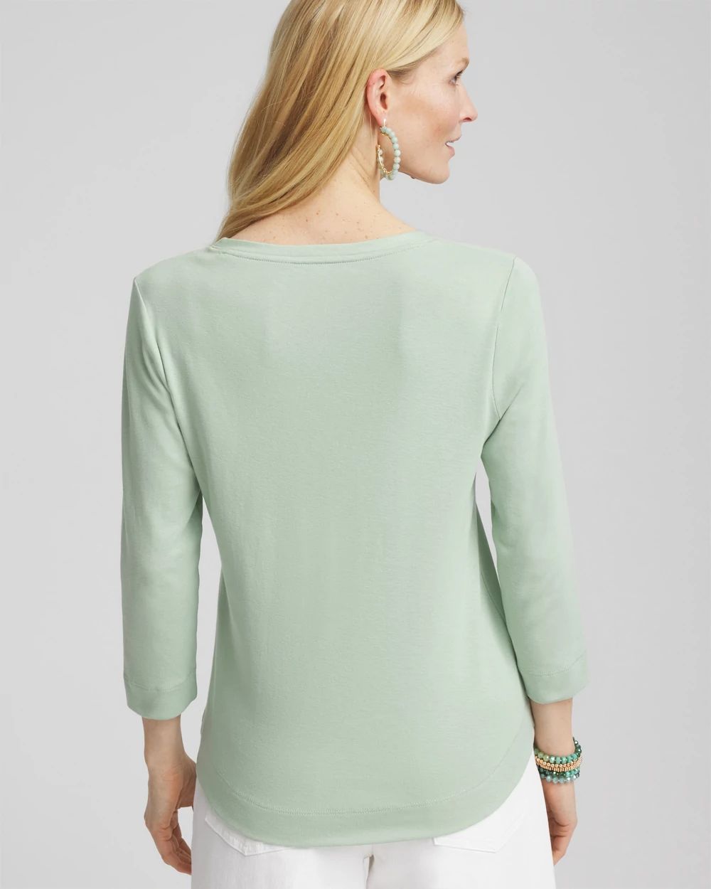 Everyday 3/4 Sleeve V-Neck Tee