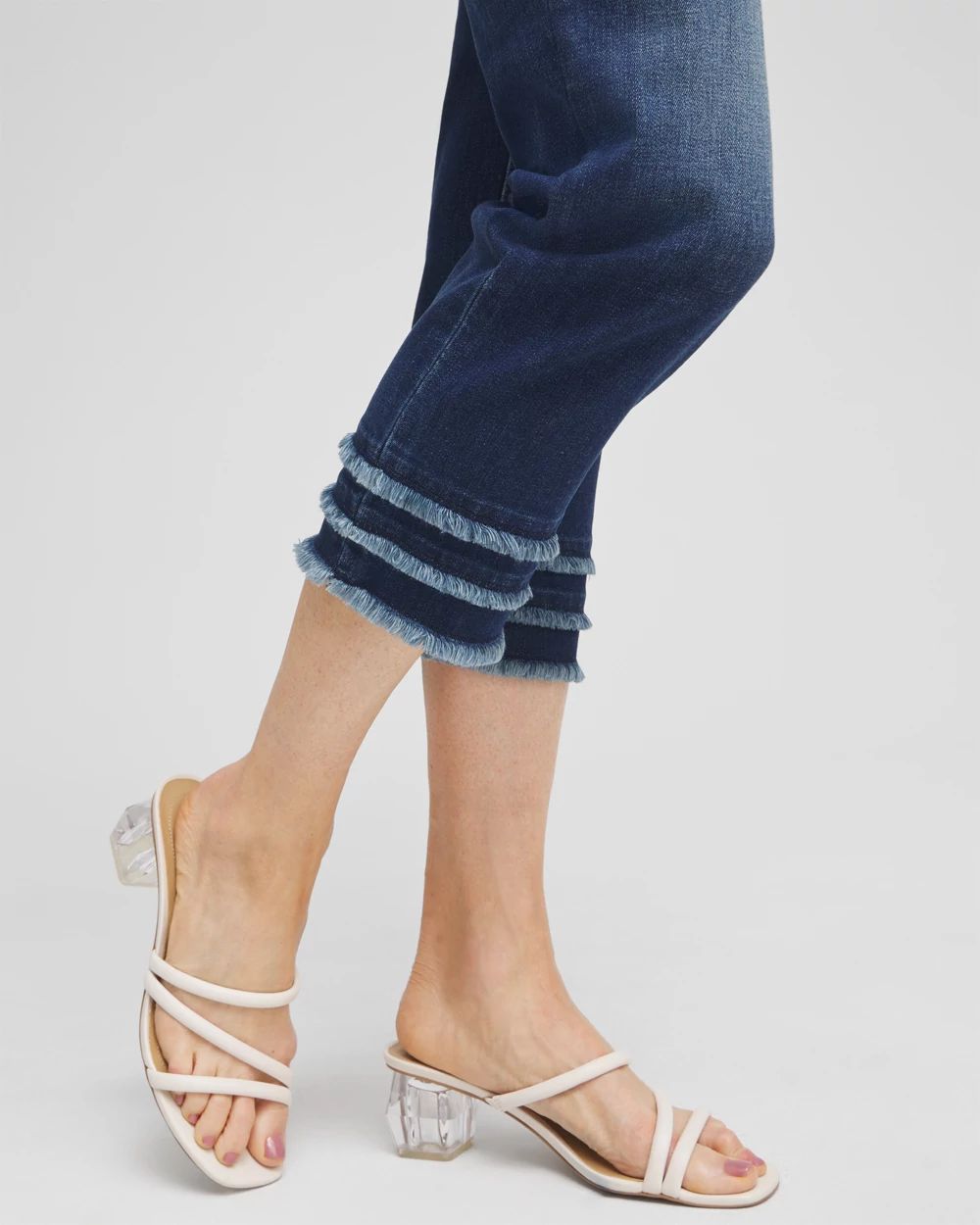 21" Triple Fray Pull-on Capris