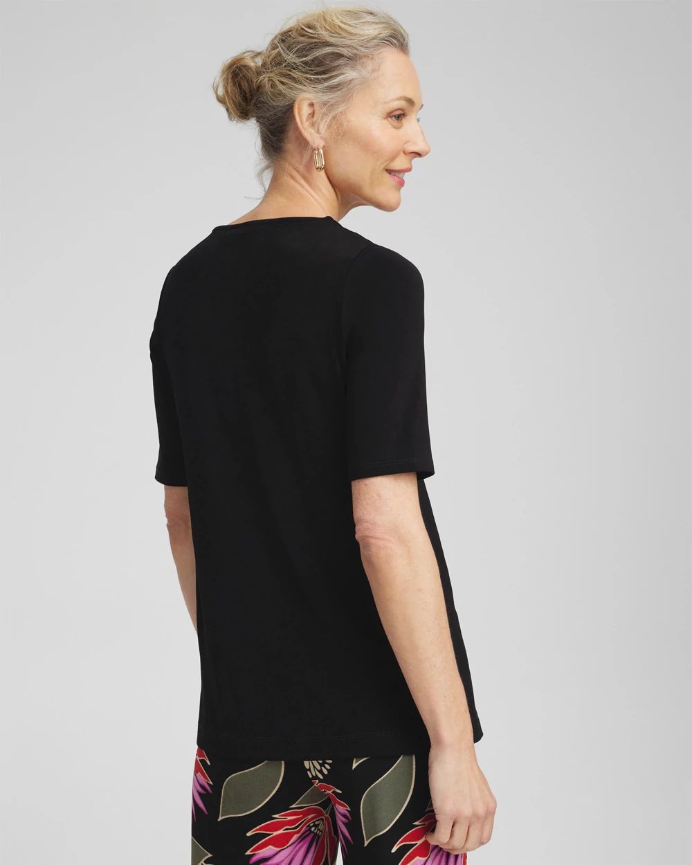 Travelers™ Chain Detail Top