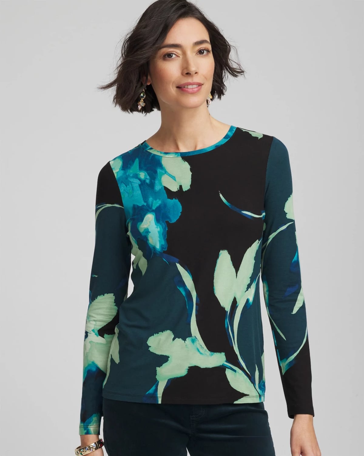 Chico's Touch Of Cool Crewneck Layering Tee. In Black