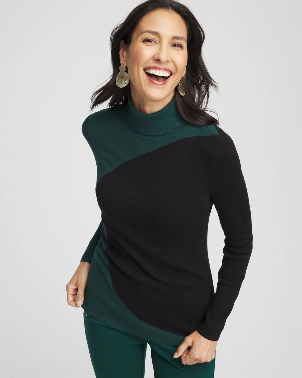 ECOVERO™ Colorblock Turtleneck Sweater